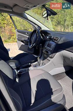 Хэтчбек Ford Focus 2008 в 