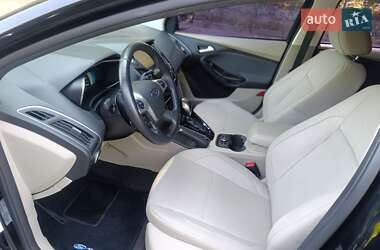 Хэтчбек Ford Focus 2014 в 