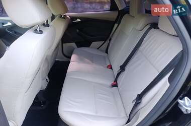 Хэтчбек Ford Focus 2014 в 