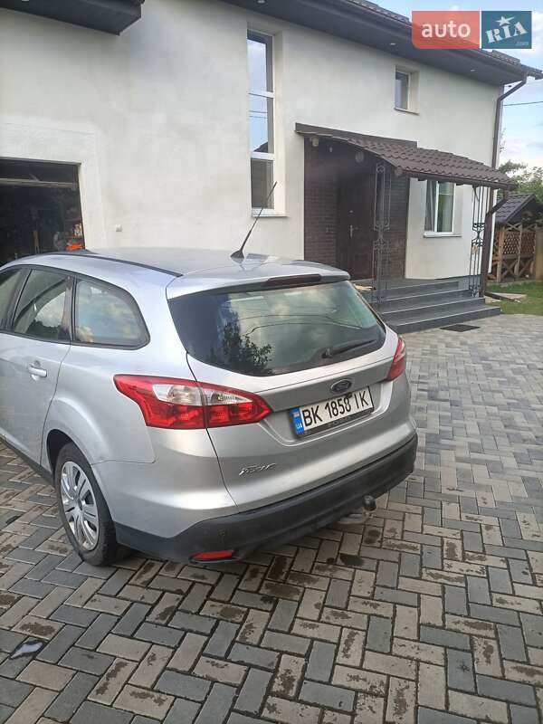 Універсал Ford Focus 2011 в Здолбуніві фото 4 Універсал Ford Focus 2011 в Здолбуніві