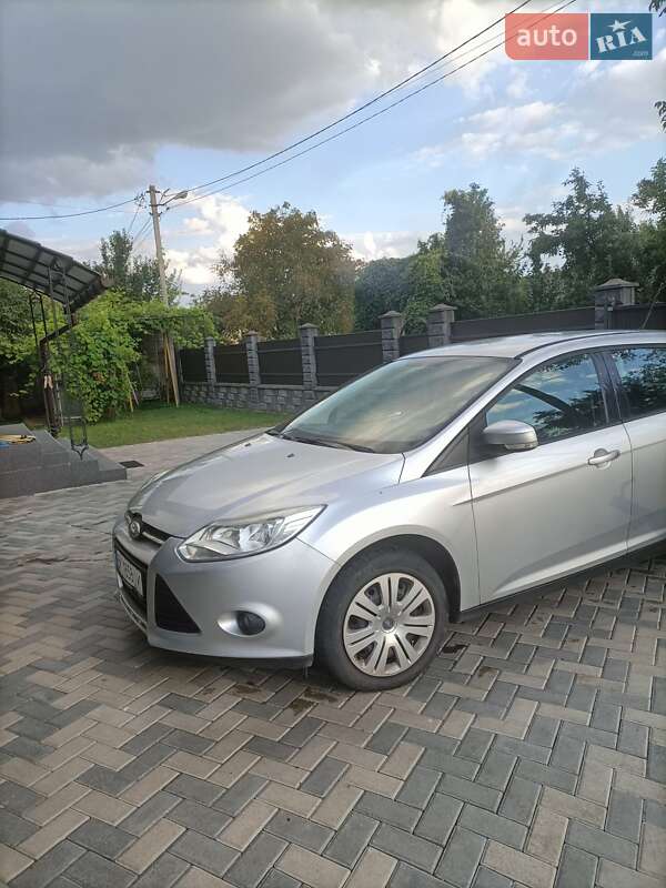 Універсал Ford Focus 2011 в Здолбуніві