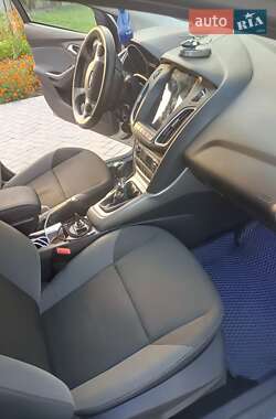 Универсал Ford Focus 2011 в 