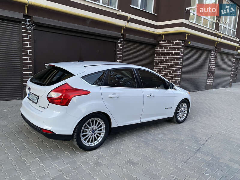 Хэтчбек Ford Focus 2014 в Хмельницком