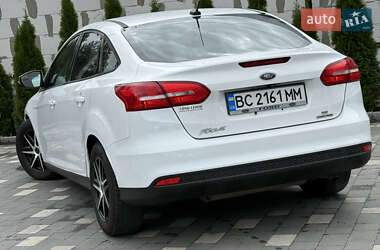 Седан Ford Focus 2016 в 