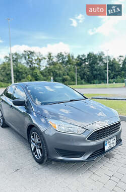 Седан Ford Focus 2016 в 