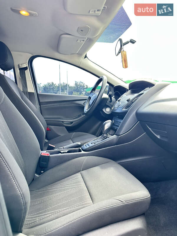 Седан Ford Focus 2016 в Радивилове фото 29 Седан Ford Focus 2016 в Радивилове