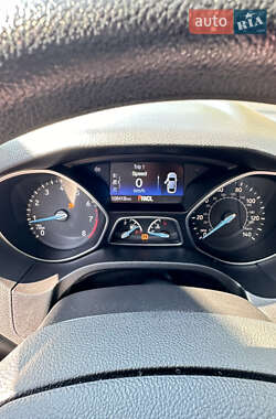 Седан Ford Focus 2016 в 