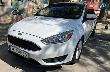 Седан Ford Focus 2015 в 