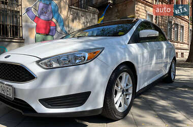 Седан Ford Focus 2015 в 