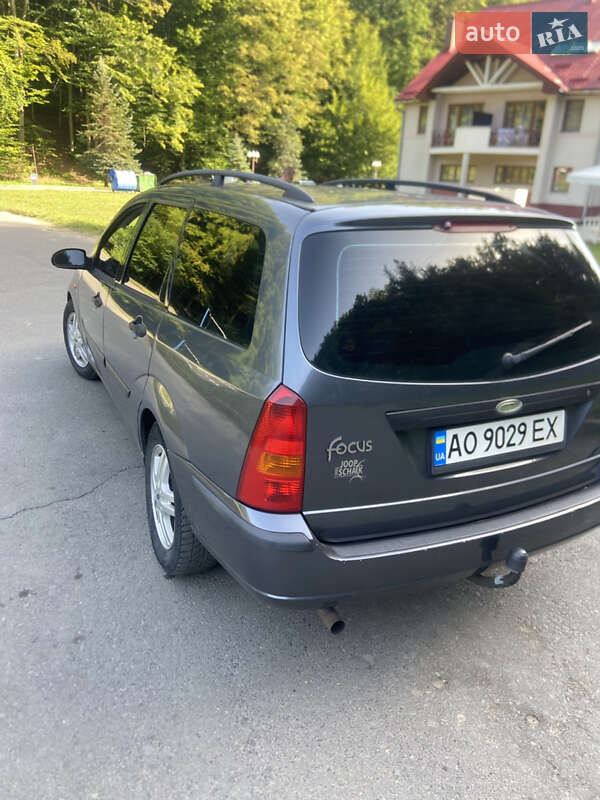 Универсал Ford Focus 2003 в Поляне фото 7 Универсал Ford Focus 2003 в Поляне