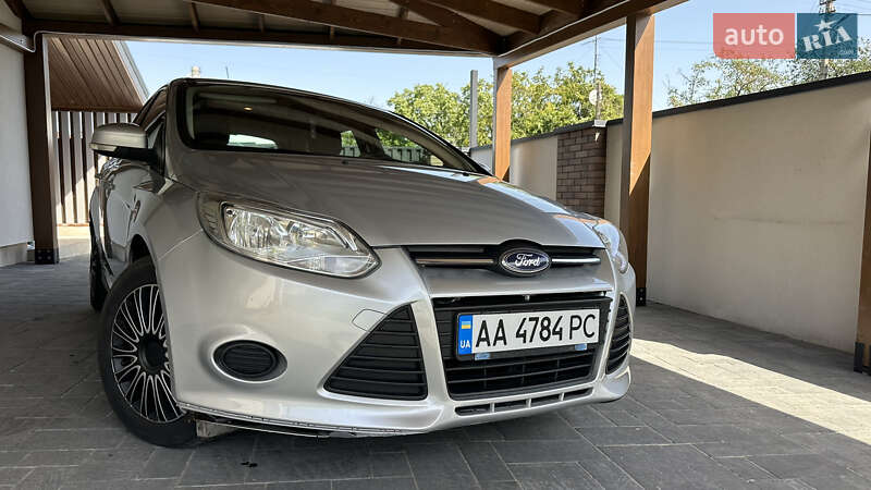 Хэтчбек Ford Focus 2013 в Владимире фото 7 Хэтчбек Ford Focus 2013 в Владимире