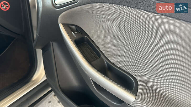 Хэтчбек Ford Focus 2013 в Владимире фото 15 Хэтчбек Ford Focus 2013 в Владимире