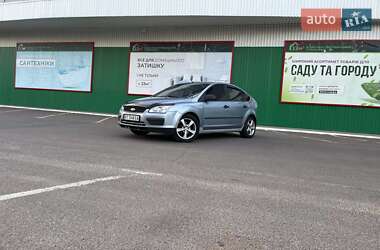 Хэтчбек Ford Focus 2005 в 