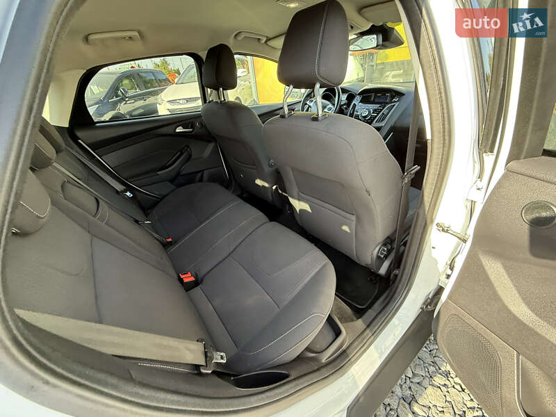 Хетчбек Ford Focus 2011 в Стрию