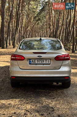 Седан Ford Focus 2017 в 
