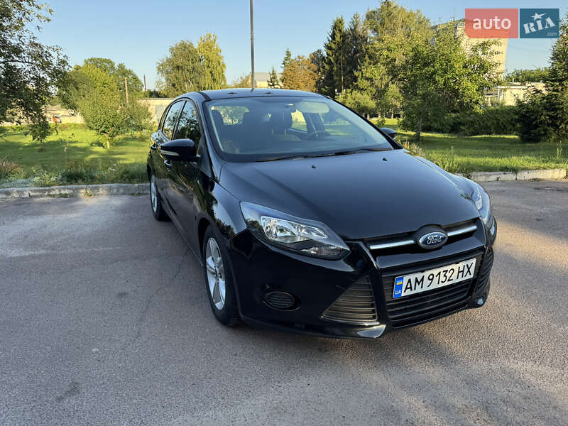 Хэтчбек Ford Focus 2014 в Житомире