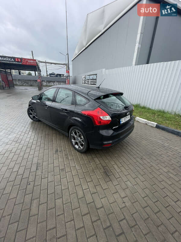 Хэтчбек Ford Focus 2013 в Киеве