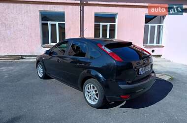 Хэтчбек Ford Focus 2007 в 