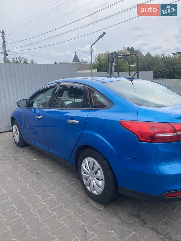 Седан Ford Focus 2013 в Києві фото 3 Седан Ford Focus 2013 в Києві