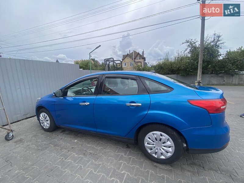 Седан Ford Focus 2013 в Києві фото 2 Седан Ford Focus 2013 в Києві