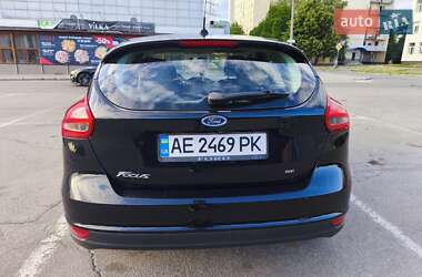 Хэтчбек Ford Focus 2017 в 