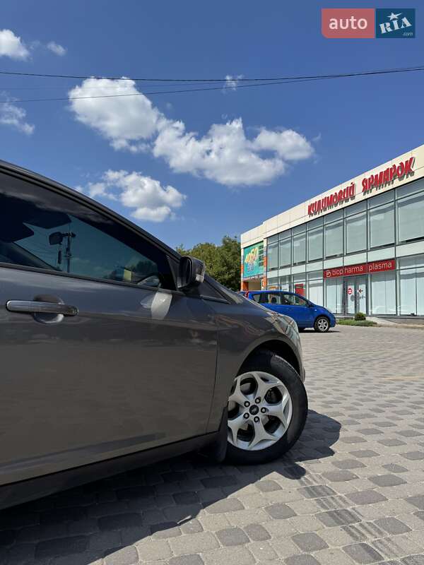 Хэтчбек Ford Focus 2012 в Хмельницком фото 8 Хэтчбек Ford Focus 2012 в Хмельницком