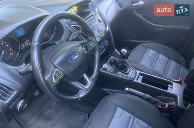 Хетчбек Ford Focus 2017 в 