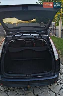 Универсал Ford Focus 2010 в 