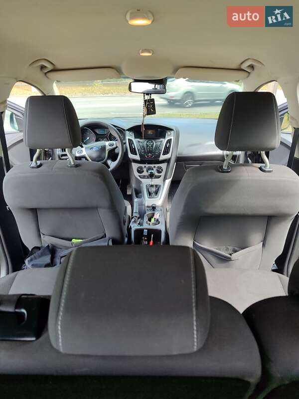 Універсал Ford Focus 2013 в Чернівцях