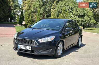 Седан Ford Focus 2015 в 
