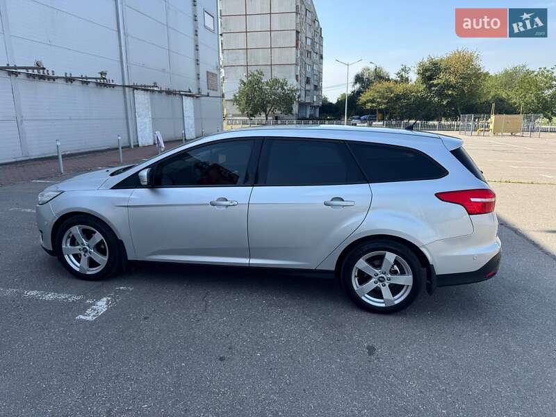 Универсал Ford Focus 2015 в 