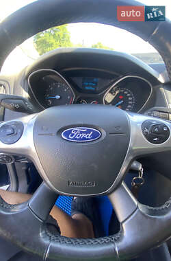 Универсал Ford Focus 2014 в 