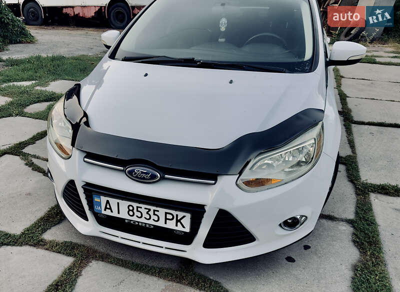 Седан Ford Focus 2014 в Киеве