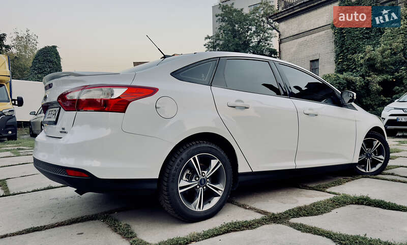 Седан Ford Focus 2014 в Киеве