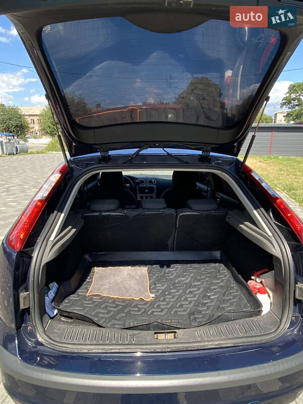 Хетчбек Ford Focus 2007 в Білій Церкві фото 9 Хетчбек Ford Focus 2007 в Білій Церкві