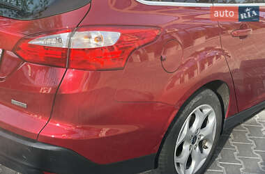Универсал Ford Focus 2012 в 