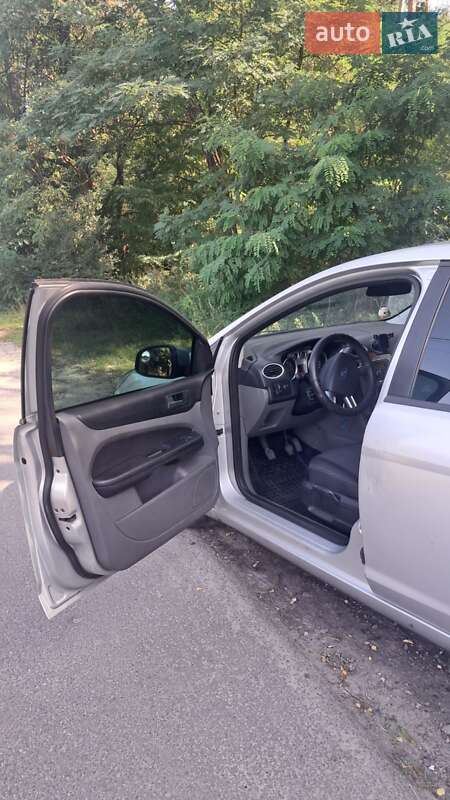 Універсал Ford Focus 2008 в Бучі