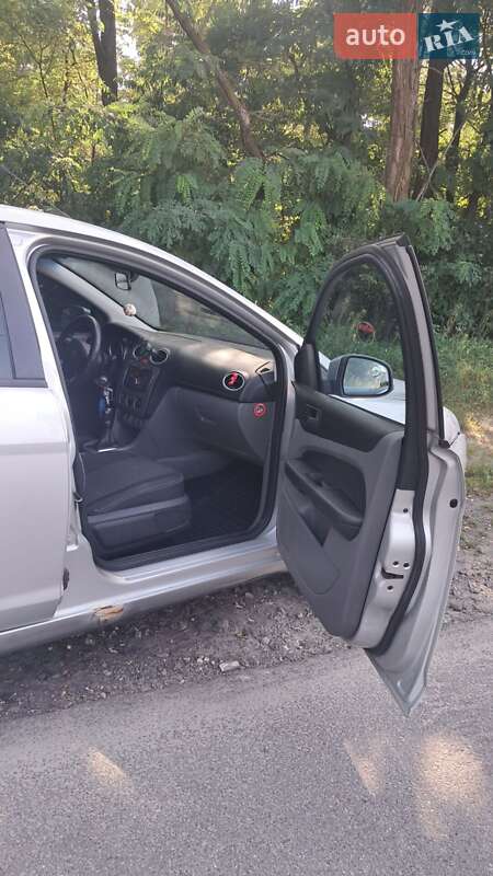 Універсал Ford Focus 2008 в Бучі