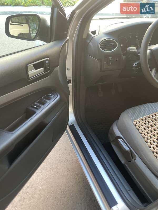 Універсал Ford Focus 2006 в Луцьку