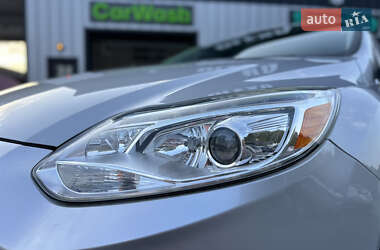 Хэтчбек Ford Focus 2014 в 