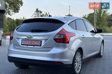 Хэтчбек Ford Focus 2014 в 