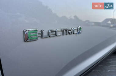Хэтчбек Ford Focus 2014 в 