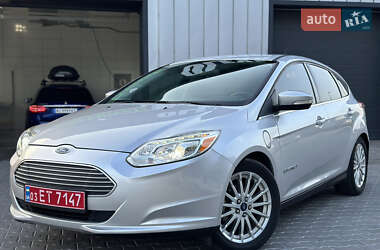 Хэтчбек Ford Focus 2014 в 