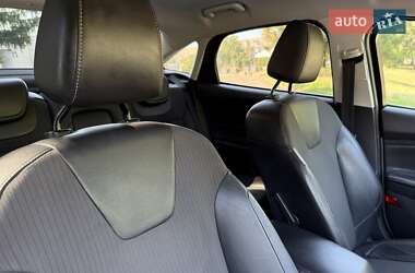 Седан Ford Focus 2011 в 