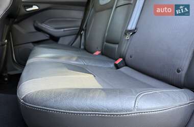 Седан Ford Focus 2011 в 