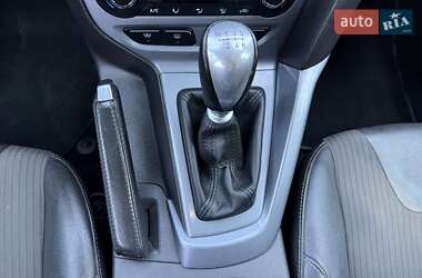 Седан Ford Focus 2011 в 