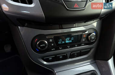 Универсал Ford Focus 2012 в 