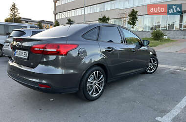 Седан Ford Focus 2016 в 