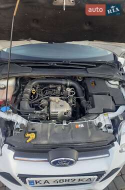Хэтчбек Ford Focus 2013 в 