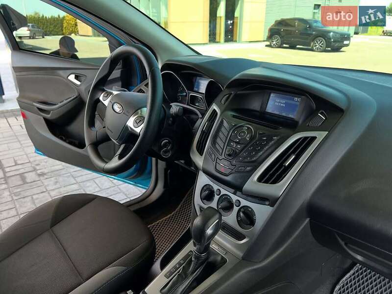 Седан Ford Focus 2014 в Львові